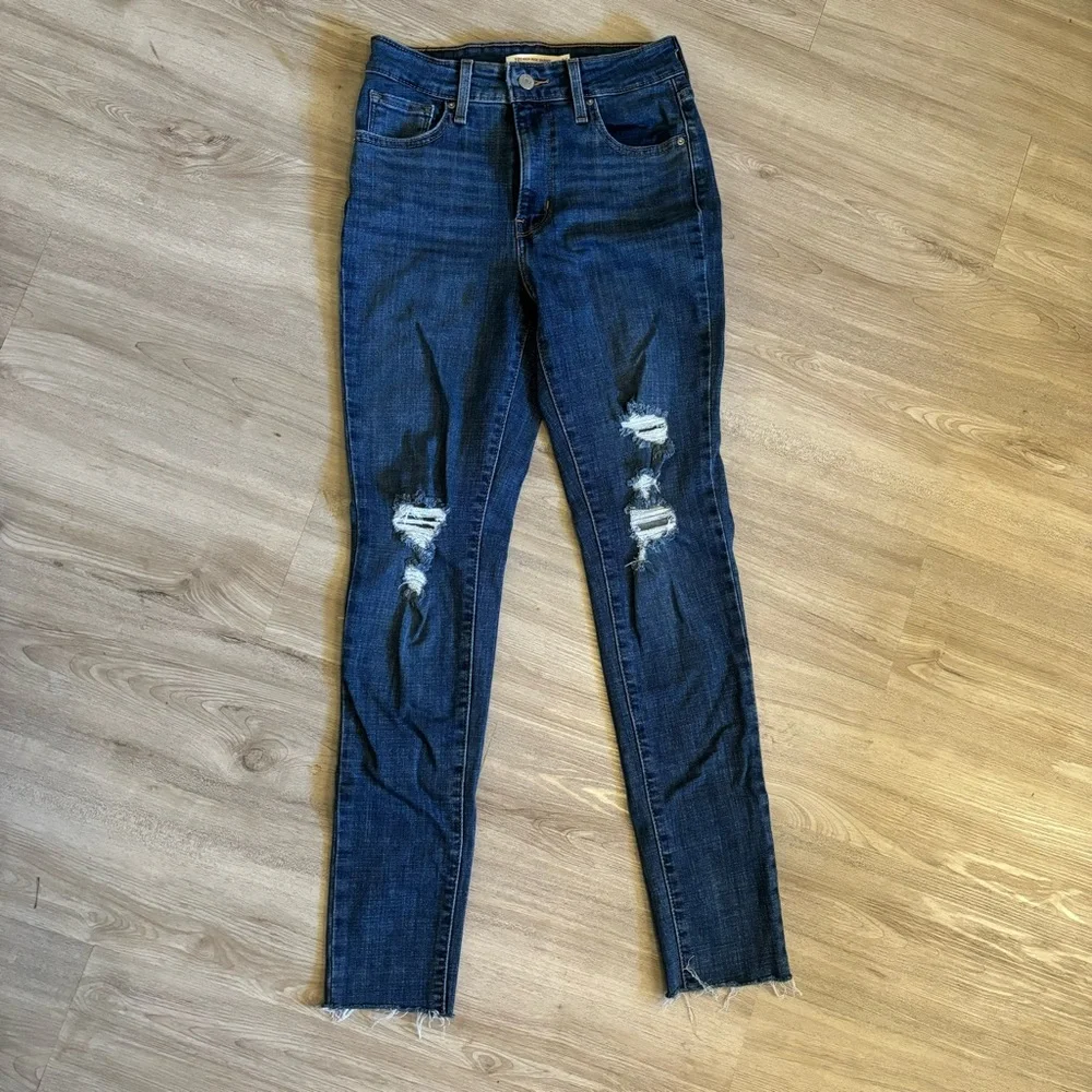 Levi’s Size 26 721 High‎ Rise Skinny Denim Jeans Women’s Pants Levi Blue Jeans - Picture 2 of 10
